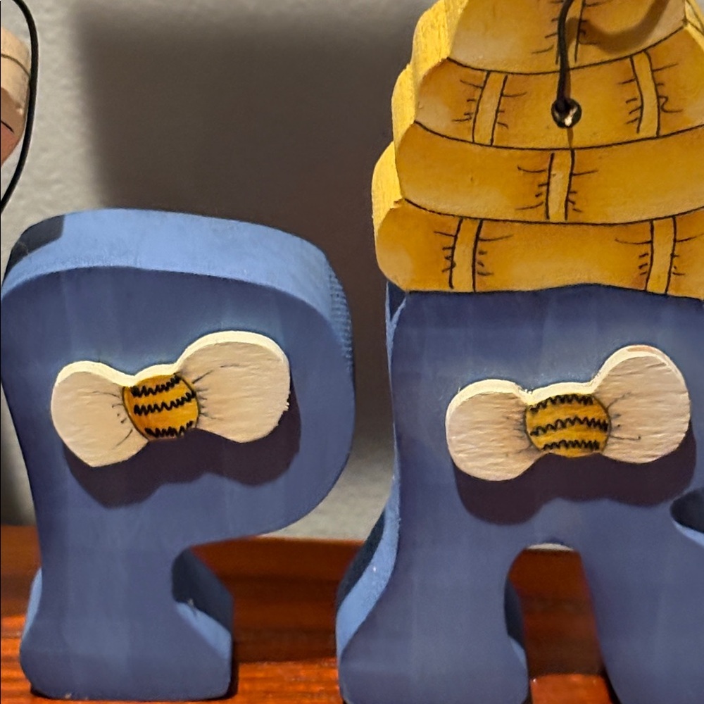 Spring  Wooden Letters Hand Crafted Home Decor - Picture 14 of 14